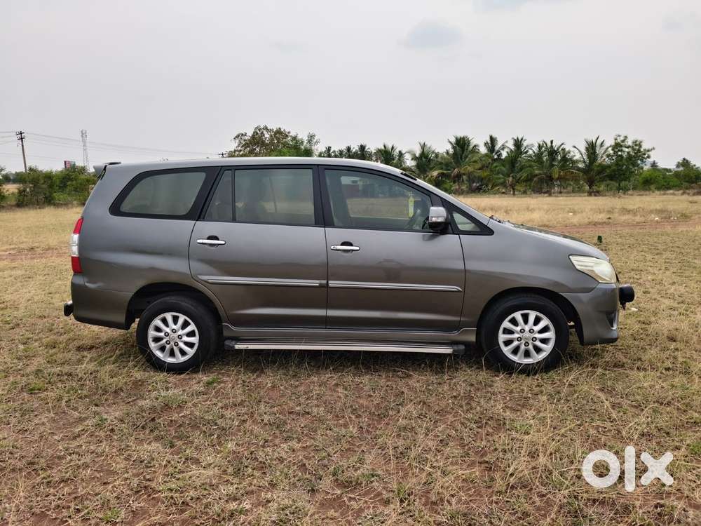 Toyota Innova 2.5 V 7 Str, 2012, Diesel
