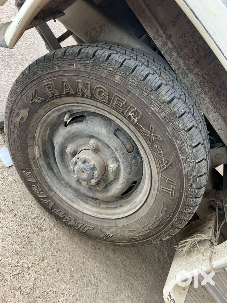 Mahindra Bolero Slx 2003