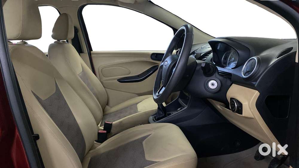 Ford Figo Aspire Titanium, 2017, Petrol