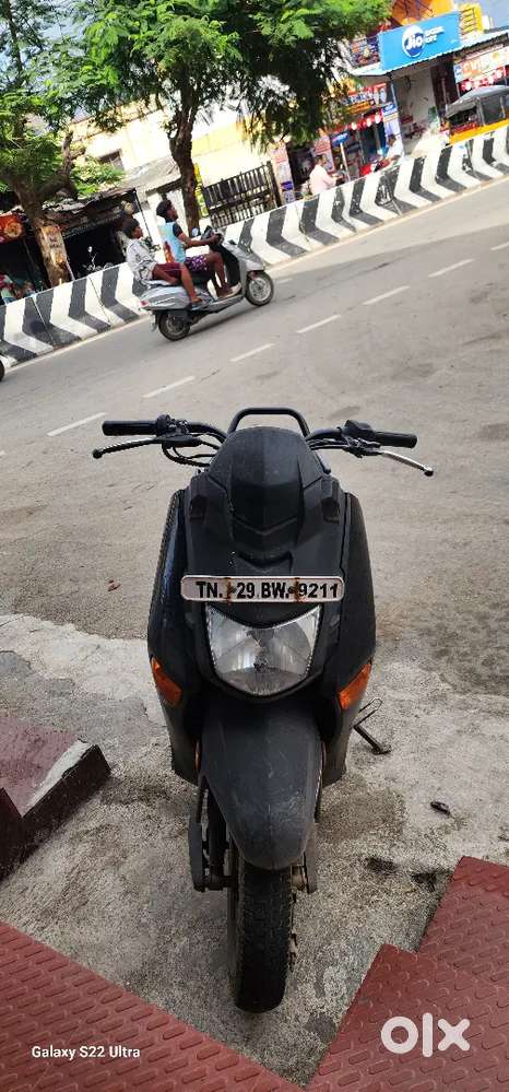 Honda click Scooters 1818171398