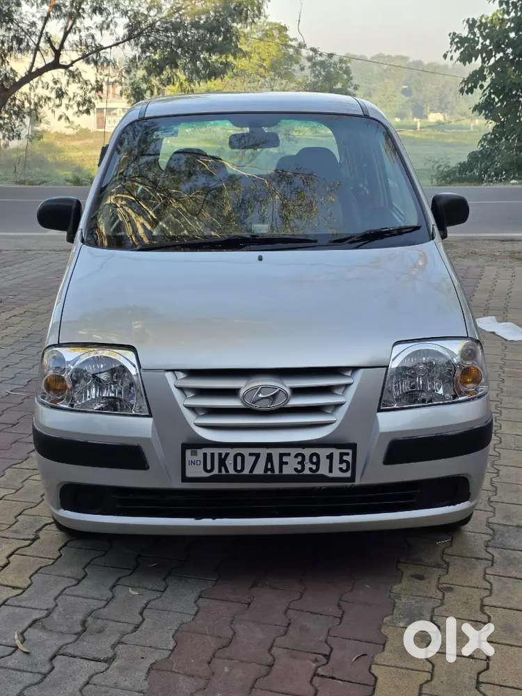 Hyundai Santro Xing
1st Owner 
Full Insurance 
Dono Chabi 
Dono Remote