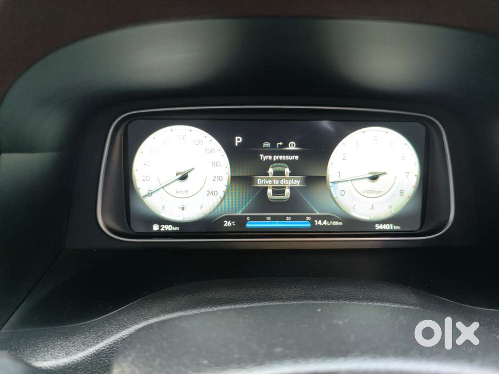 Hyundai Alcazar 2.0 Signature (o) Petrol At 6 Str, 2021, Petrol