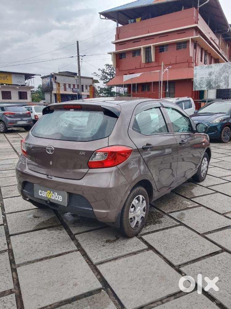 Tata Tiago 1.2 Revotron Xm, 2016, Petrol
