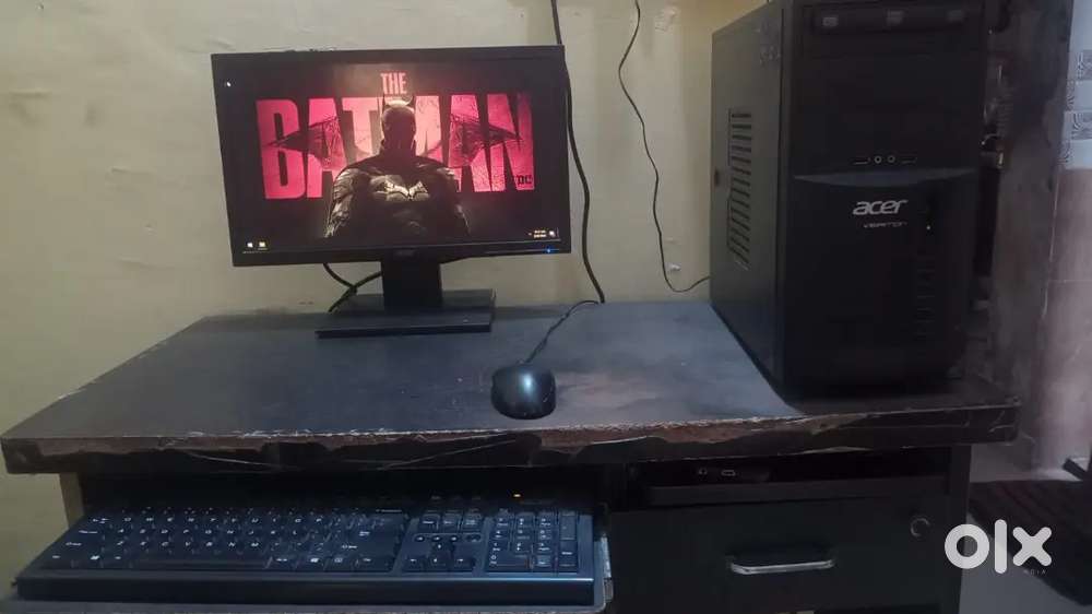 Acer Desktop Set | 8GB RAM | AMD Quad-Core | 19 LED Monitor