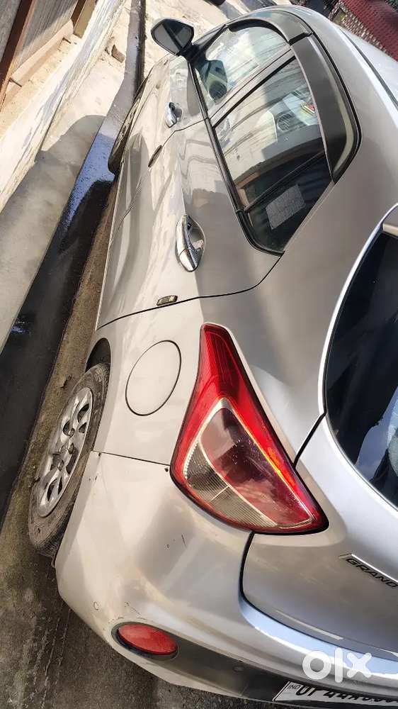 Hyundai Grand I10 2018 Diesel 90000 Km Driven