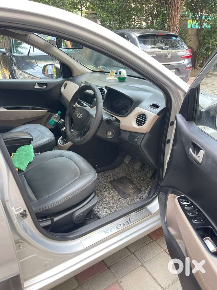 Hyundai Xcent 2015 Petrol 70000 Km Driven