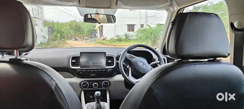 Hyundai Venue 2024 S(o) Petrol Manual