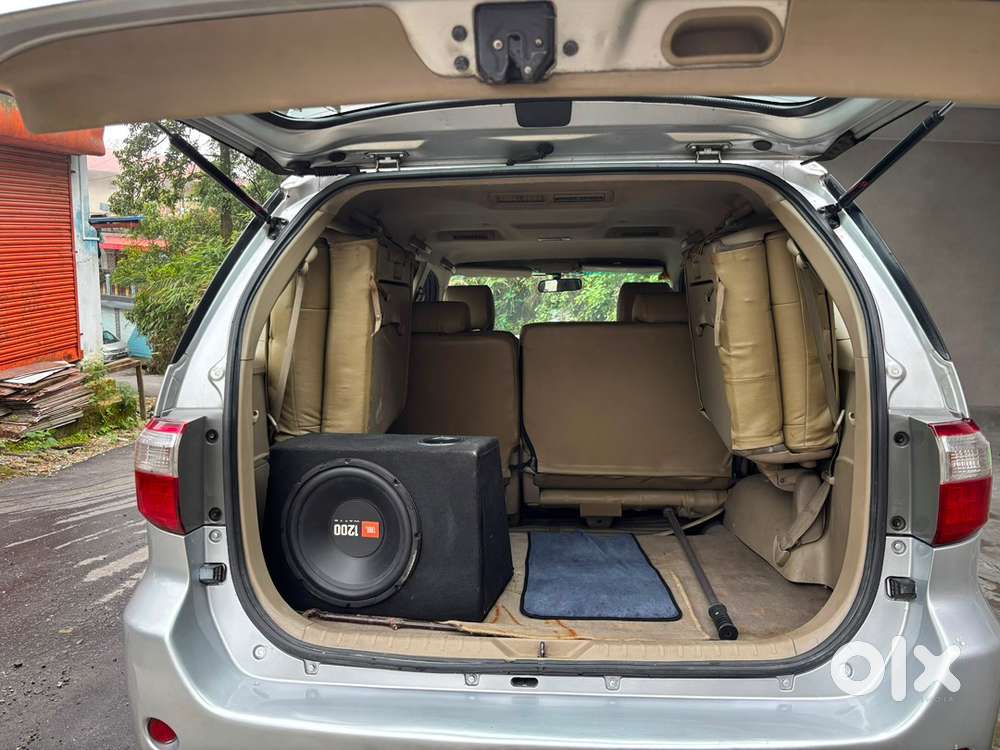 Toyota Fortuner Diesel 2011