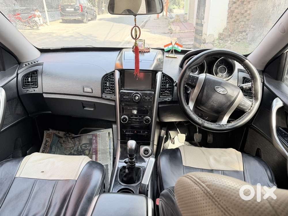 Mahindra Xuv500 W8 Dual Tone, 2020, Diesel