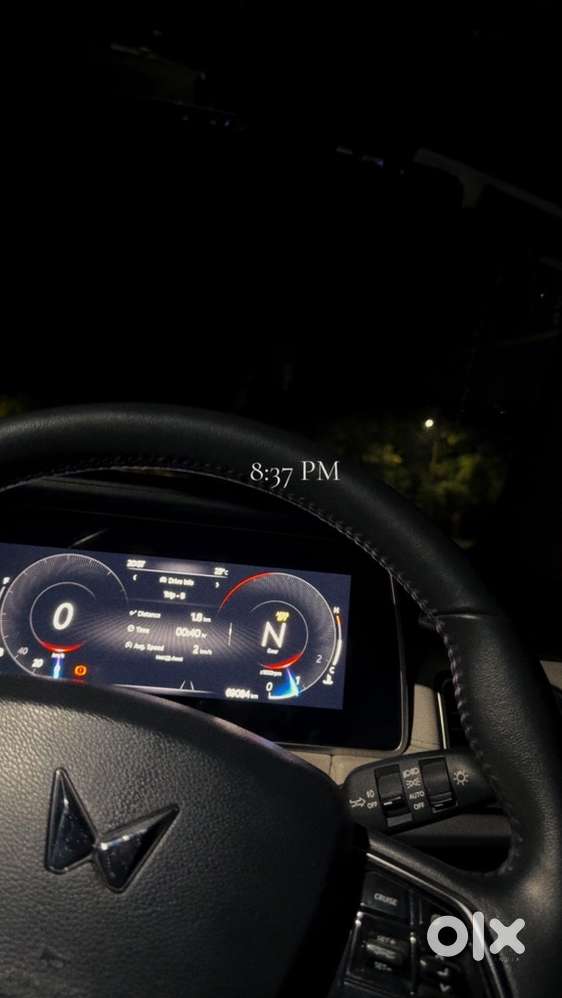 Mahindra Xuv700 2022 Petrol 69000 Km Driven