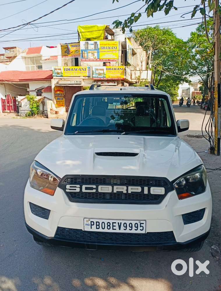 Mahindra Scorpio Diesel 2015