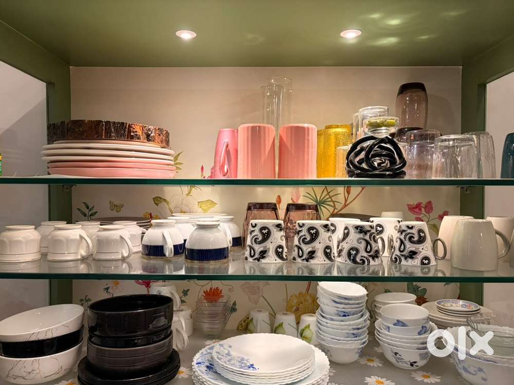 Crockery Unit