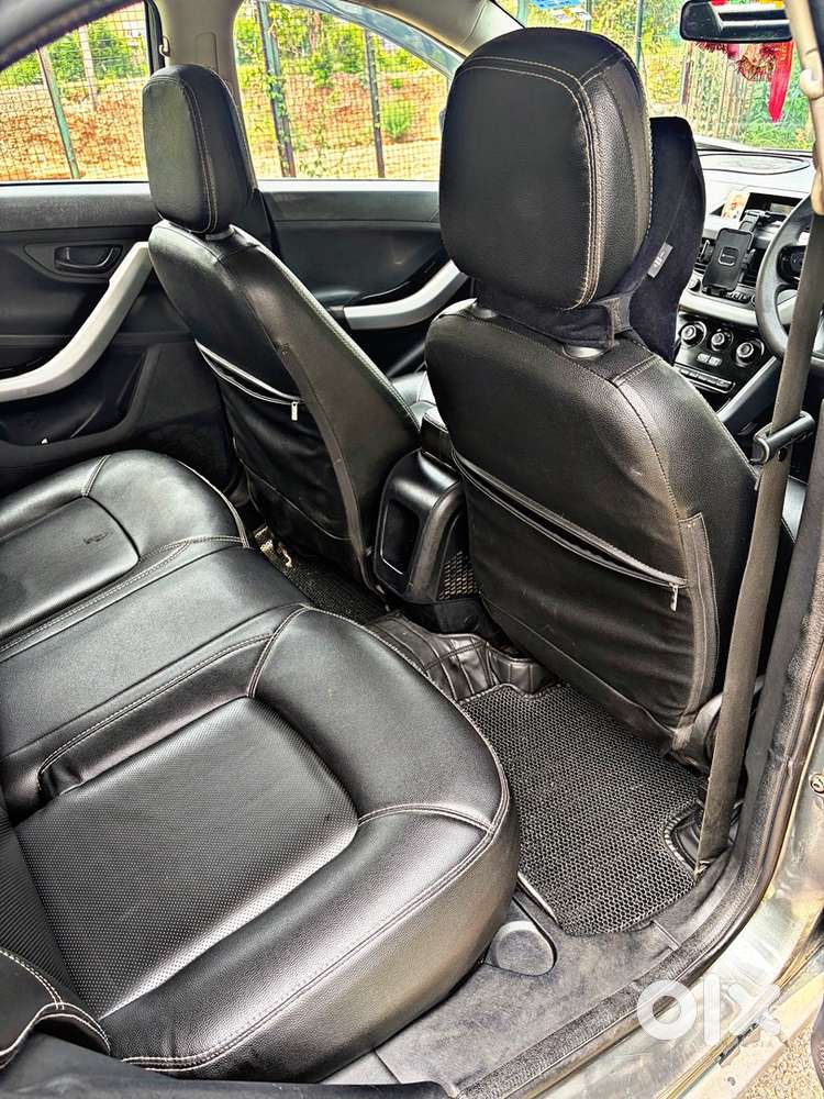 Tata Nexon Xm(s) Petrol 2022