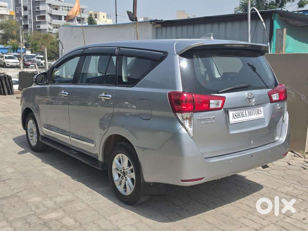 Toyota Innova Crysta 2.4 G Mt, 2017, Diesel