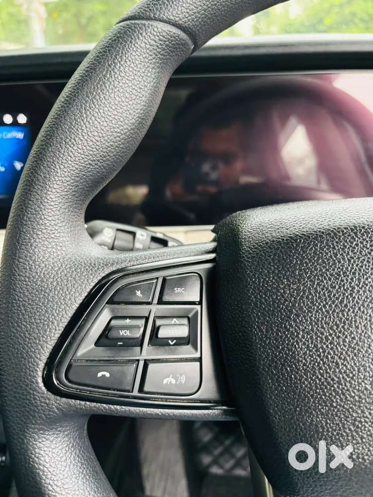 Mahindra Xuv700 2.2 Ax 5 Diesel At 7 Str, 2023, Diesel