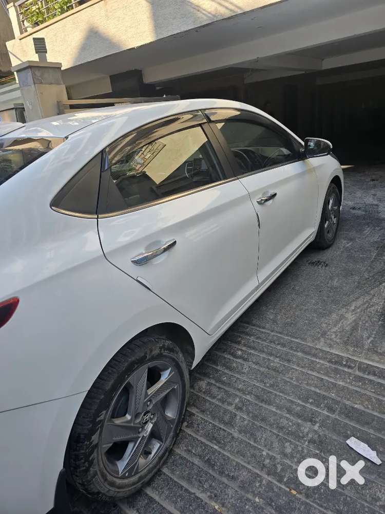 Hyundai Verna 2022 Petrol 27000 Km Driven