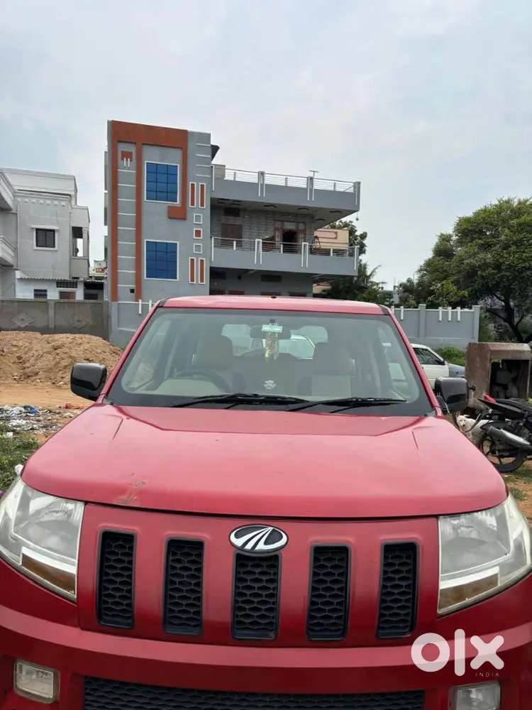 Mahindra Tuv 300 2016