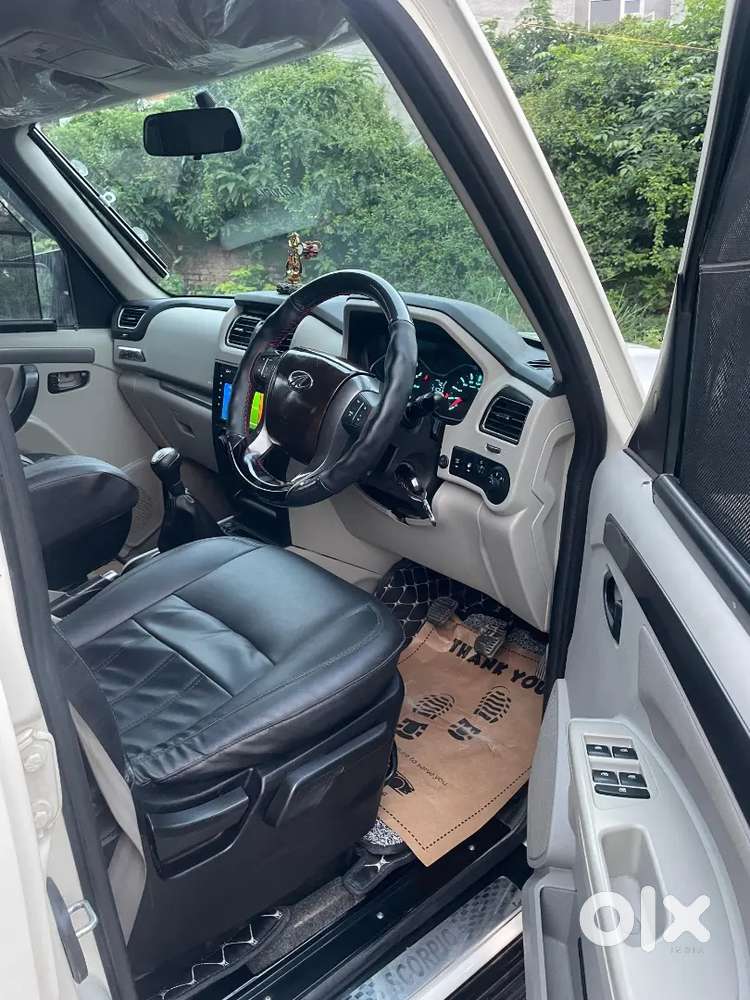Mahindra Scorpio S7 Converted S11 2018 Ending