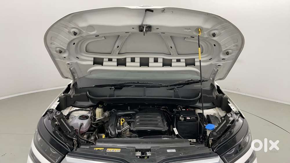 Skoda Kushaq 1.0 Tsi Ambition, 2023, Petrol