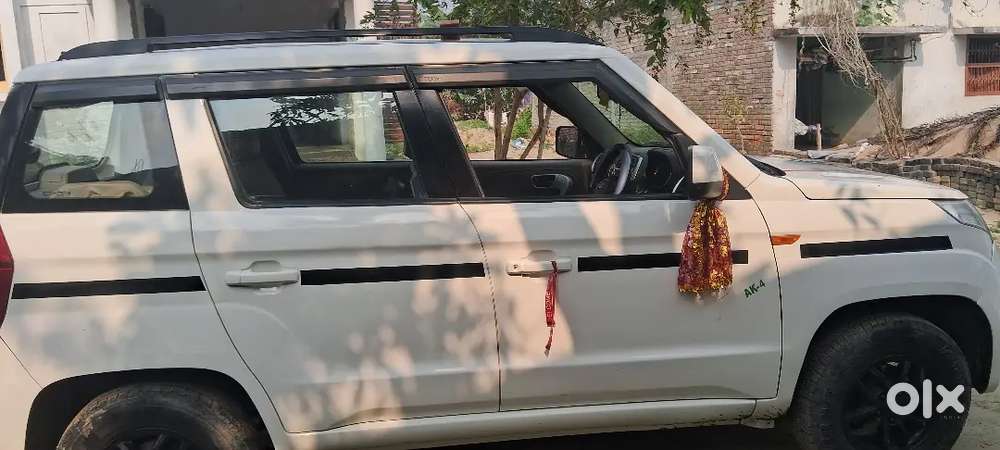 Mahindra Tuv 300