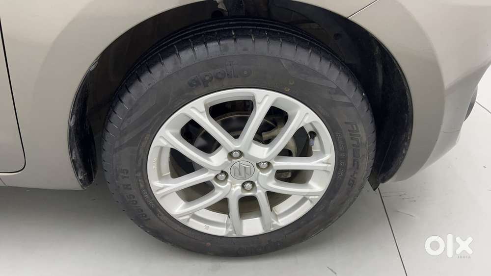 Maruti Suzuki Swift Amt Zxi, 2018, Petrol
