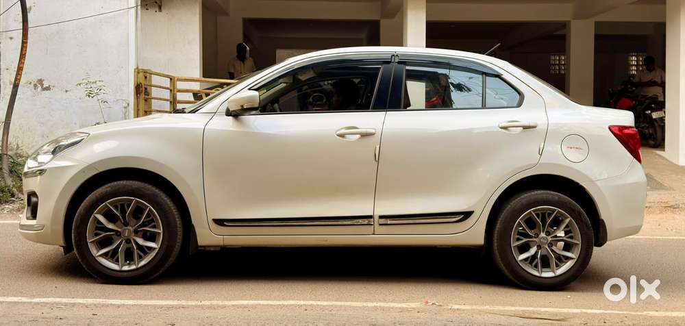 Maruti Suzuki Swift Dzire Vxi Optional, 2020, Petrol