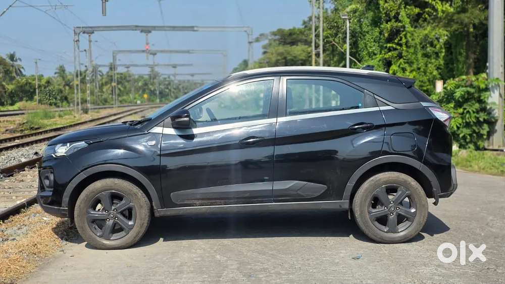 Tata Nexon 1.5 Revotorq Xza Plus Premium, 2023, Diesel