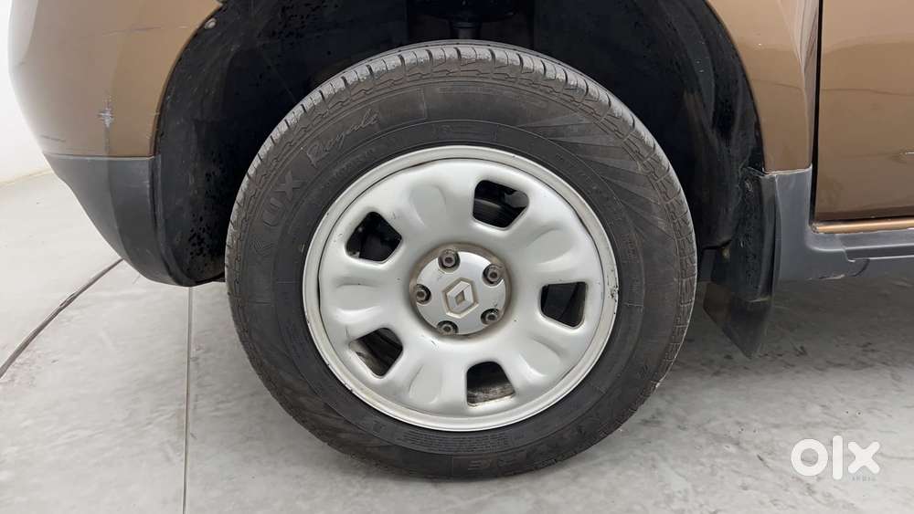 Renault Duster 2015-2016 Petrol Rxl, 2014, Petrol