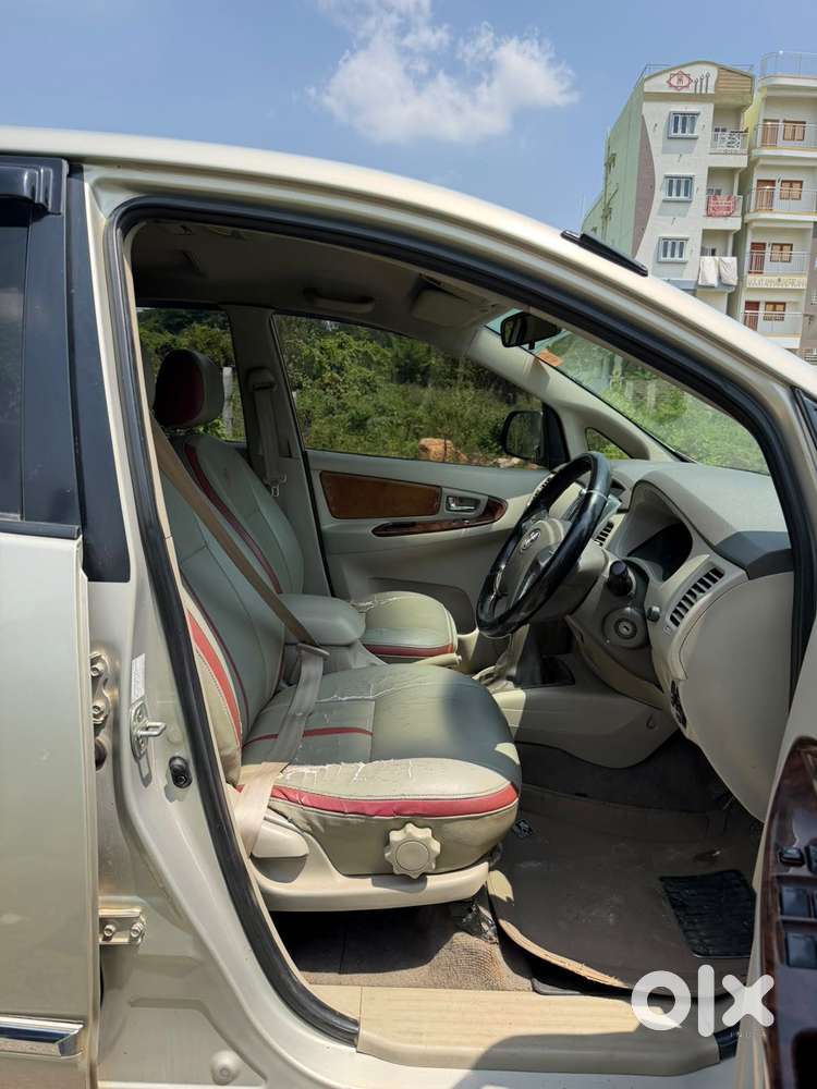 Toyota Innova 2.5 V 7 Str, 2013, Diesel
