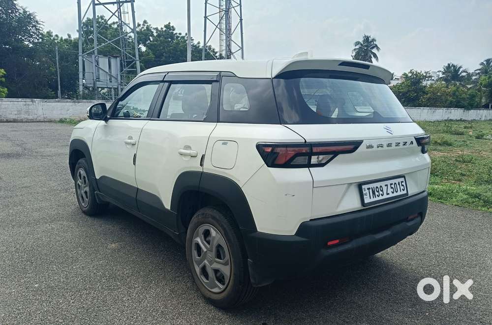 Maruti Suzuki Brezza 1.5 Vxi Smart Hybrid, 2023, Petrol