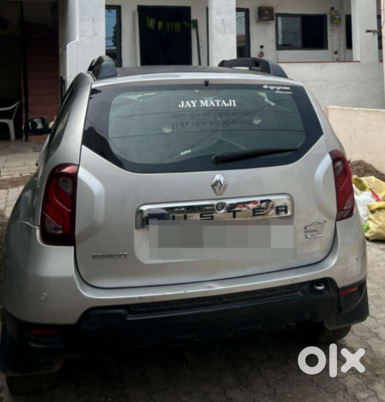 2017 Renault Duster Rxs 85ps - 20+ Kmpl Mileage - Brand New Tyres //