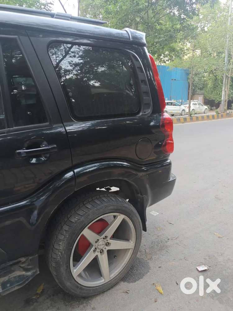 Mahindra Scorpio Classic 2021 Diesel 780000 Km Driven