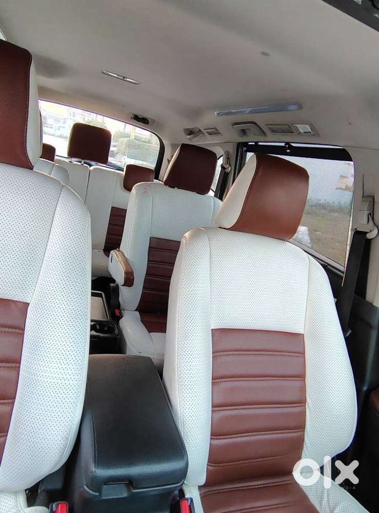 Toyota Innova Hycross 2.0 Vx Hybrid 7 Str, 2023, Electric