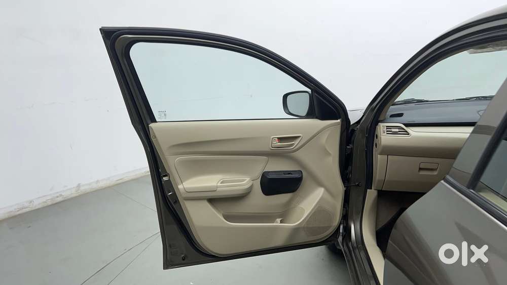 Maruti Suzuki Dzire 1.2 Lxi, 2022, Petrol