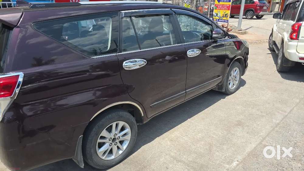 Toyota Innova Crysta 2019