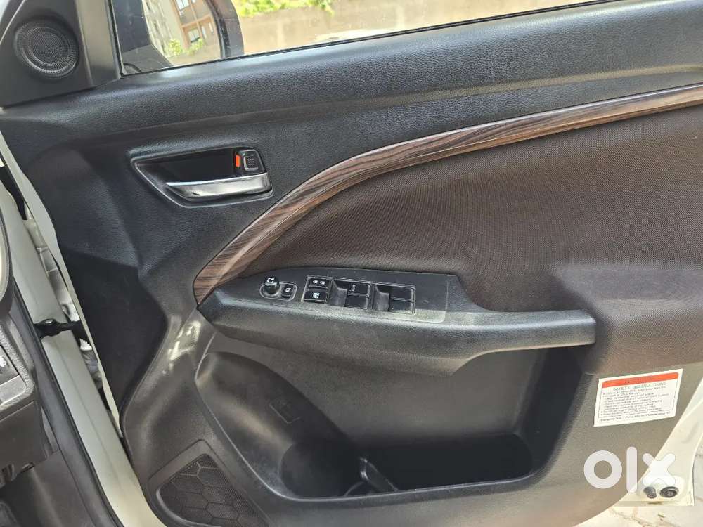 Maruti Suzuki Brezza 2024 Cng & Hybrids 60000 Km Driven