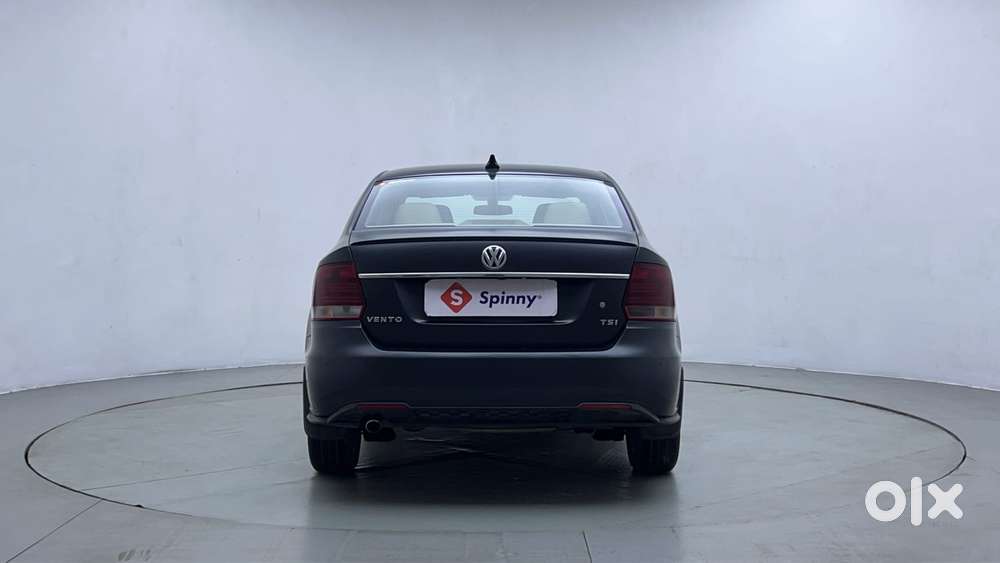 Volkswagen Vento 1.6 Highline, 2021, Petrol