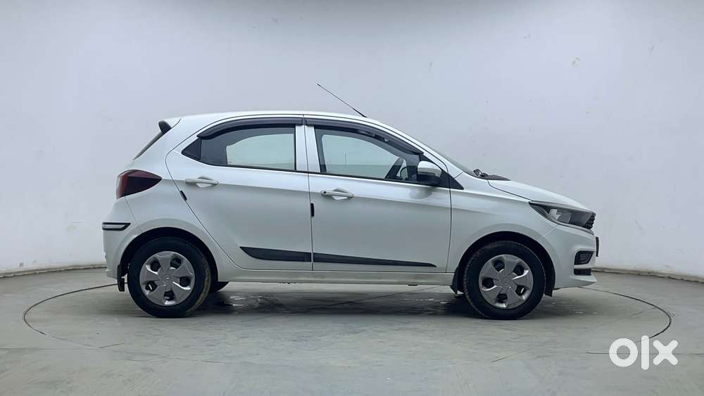 Tata Tiago 1.2 Revotron Xta, 2021, Petrol