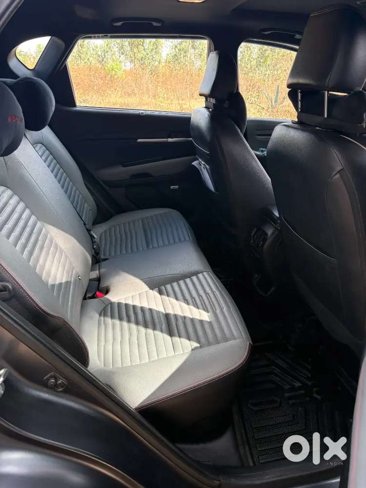 Kia Sonet 2023 Petrol Well Maintained