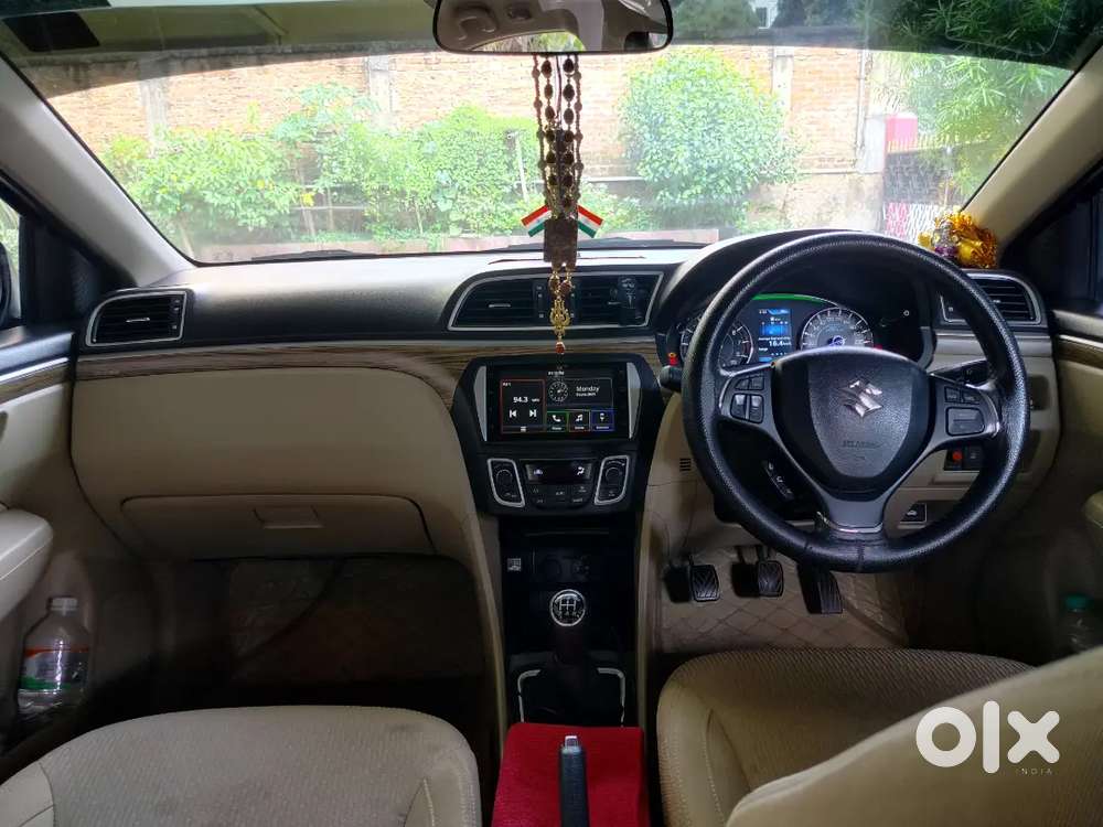 Maruti Suzuki Ciaz 1.5 Zeta Smart Hybrid 2022 Black Color