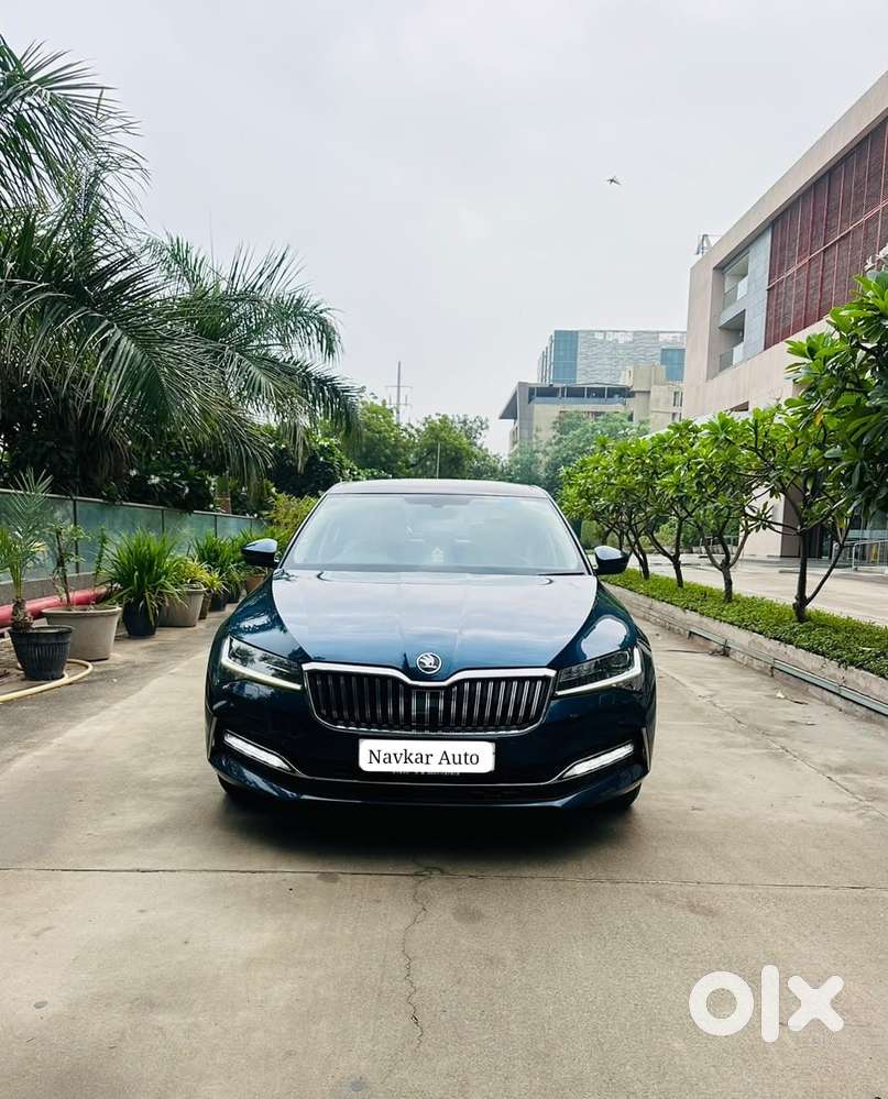 Skoda Superb L&k 2.0 Tdi At, 2022, Petrol
