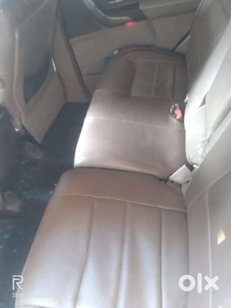 Mahindra Xuv500 2015 Diesel 80000 Km Driven