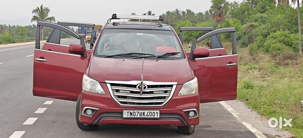 Toyota Innova 2011 Well Maintained
