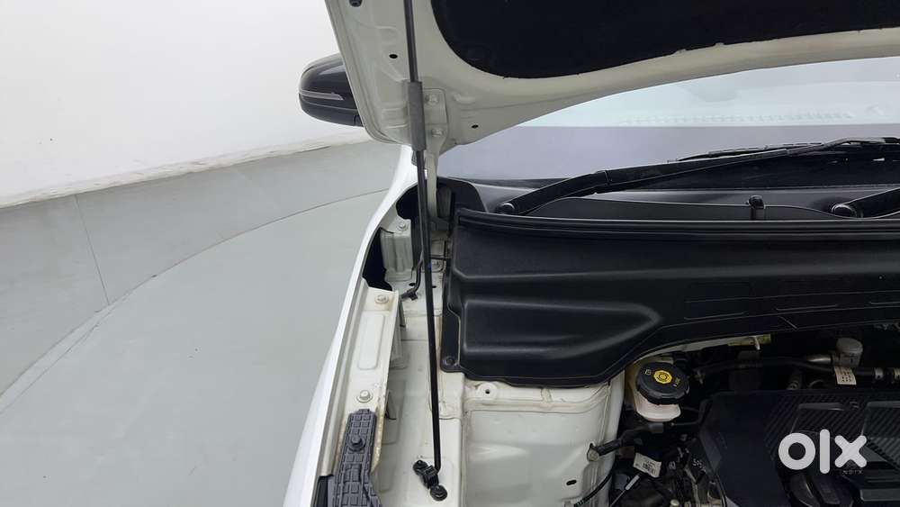Hyundai Creta Sx (o) 1.5 Petrol Cvt Knight, 2023, Petrol