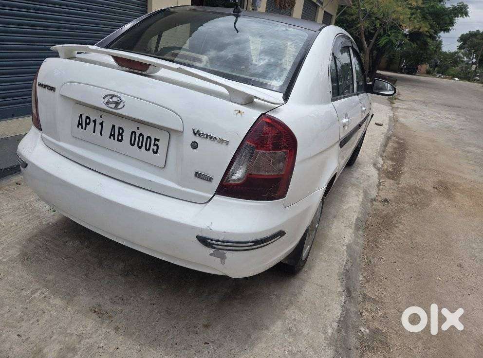 Hyundai Verna Crdi 1.6 E, 2007, Diesel