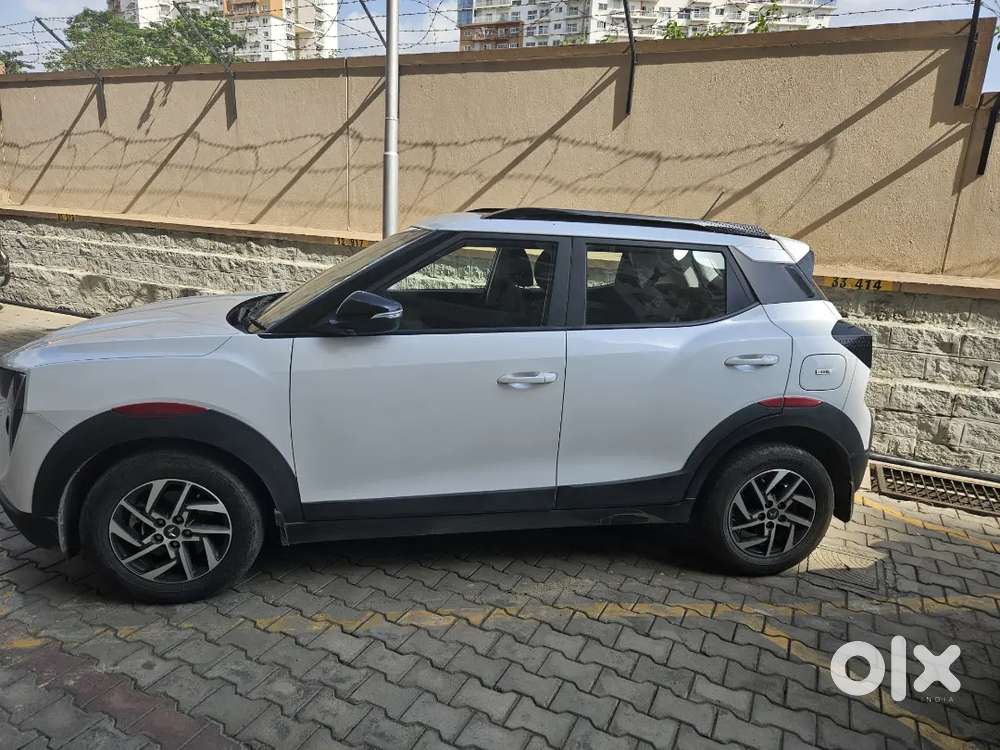 Mahindra Xuv 3xo Ax5 Automatic 2025  Diesel 22395 Km Driven