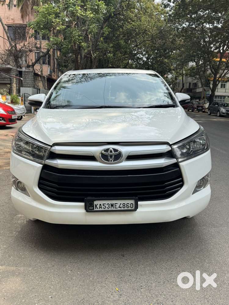 Toyota Innova Crysta 2.8 Gx At 7 Str, 2016, Diesel