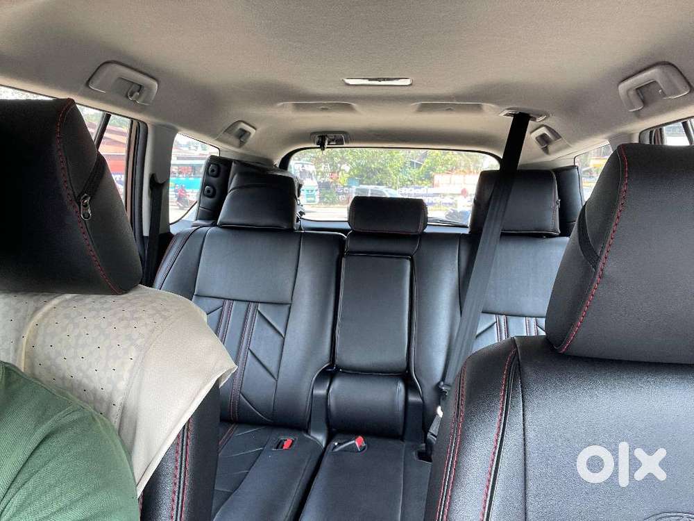 Innova Crysta 2.8g At