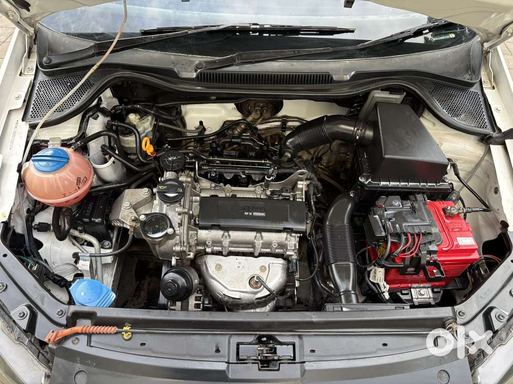 Volkswagen Polo Petrol Highline 1.2l, 2013, Petrol