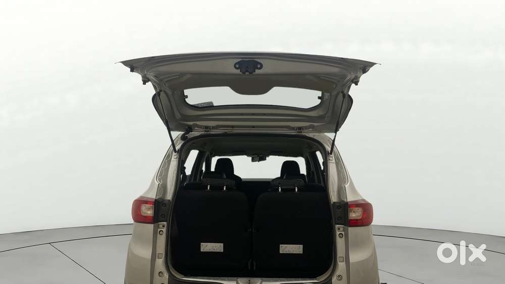 Renault Triber Rxz, 2019, Petrol